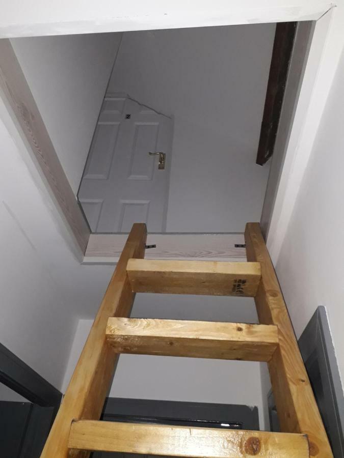 Vintage Double Bedroom Victoria 1 Ντανφέρμλιν Εξωτερικό φωτογραφία